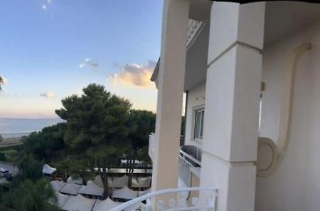 Club Hotel Kennedy روشيلا لونيكا المظهر الخارجي الصورة