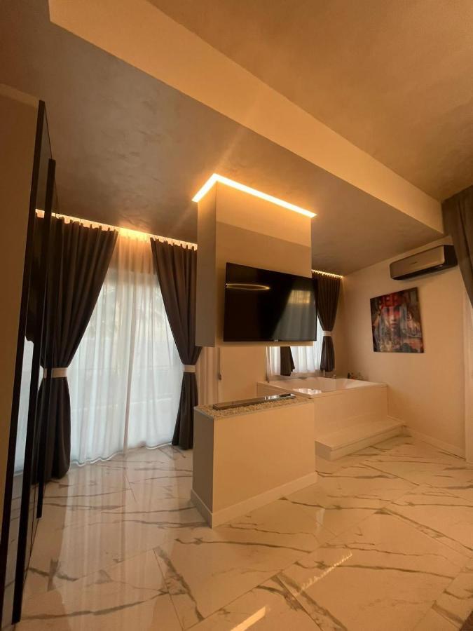 Club Hotel Kennedy روشيلا لونيكا المظهر الخارجي الصورة