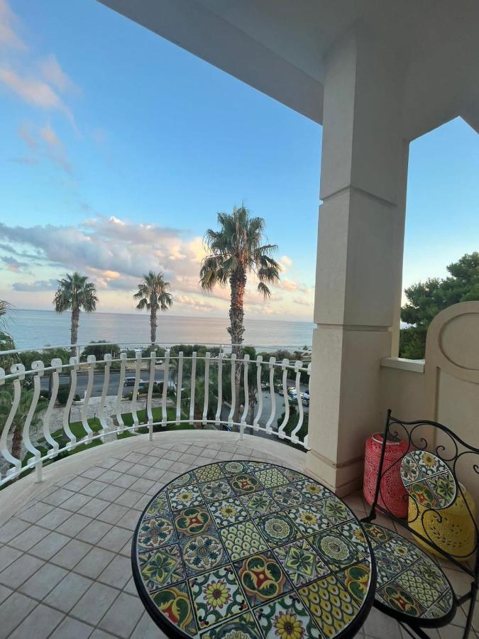 Club Hotel Kennedy روشيلا لونيكا المظهر الخارجي الصورة