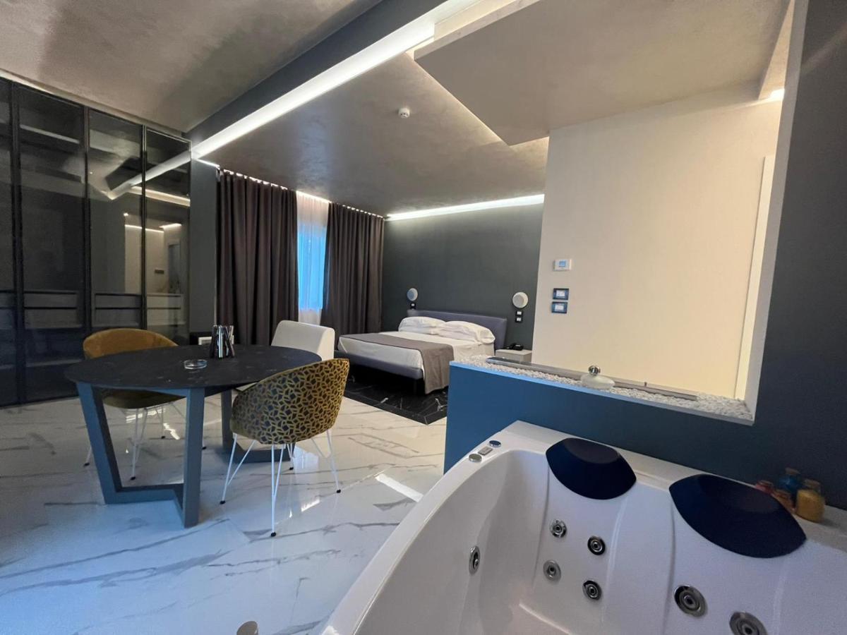 Club Hotel Kennedy روشيلا لونيكا المظهر الخارجي الصورة