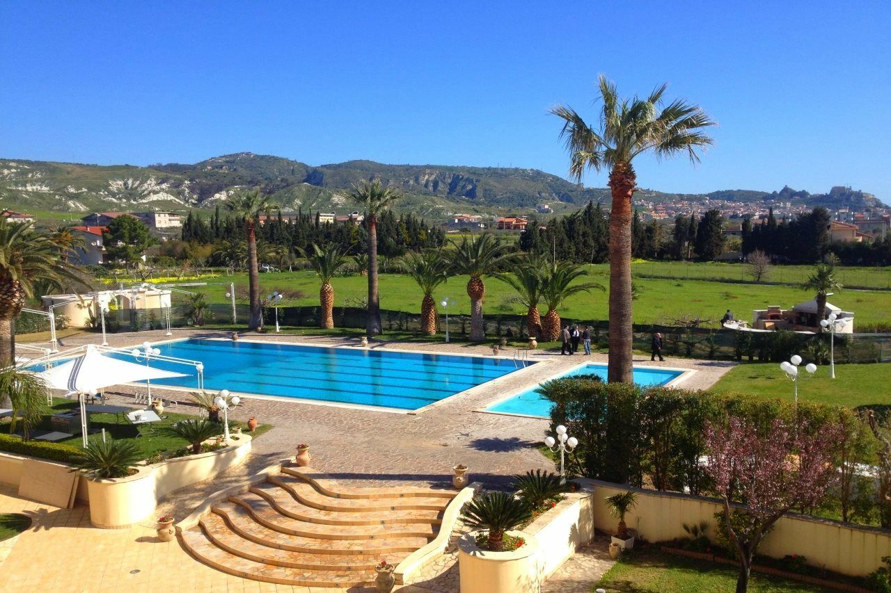 Club Hotel Kennedy روشيلا لونيكا المظهر الخارجي الصورة